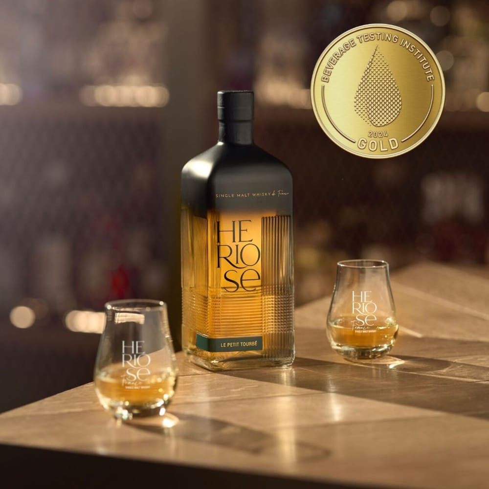 Hériose single malt whisky remporte l'or au concours international 2024 du Beverage Tasting Institute post feature image