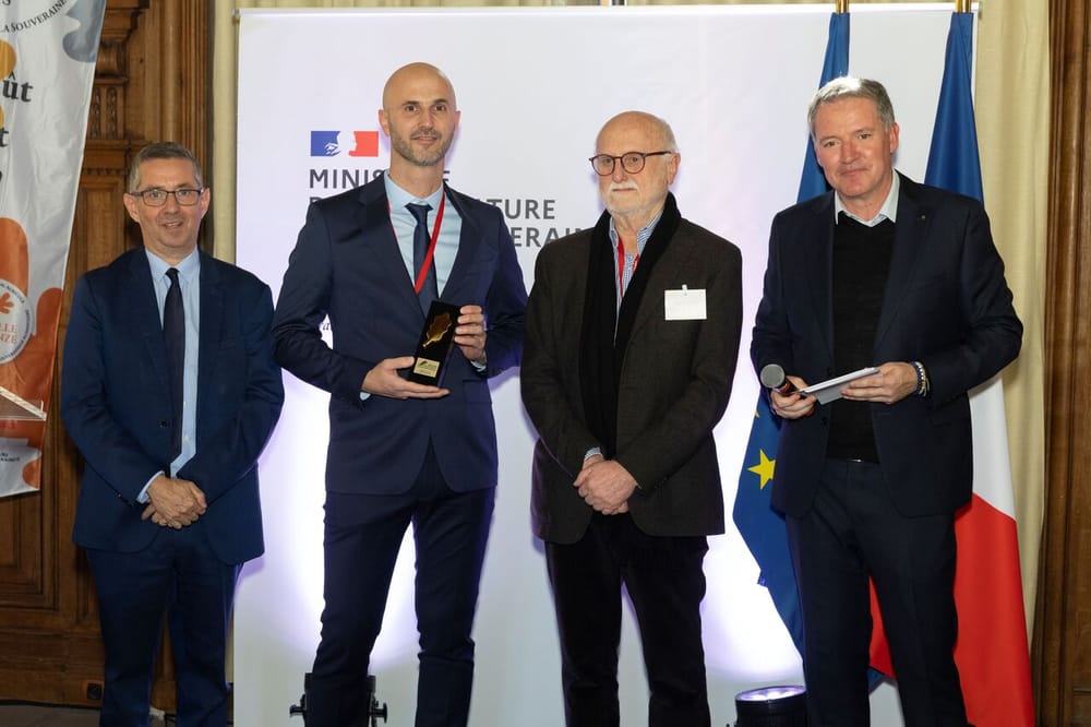 La Distillerie Merlet remporte le Prix d'Excellence du Concours Général Agricole pour la troisième année consécutive post image