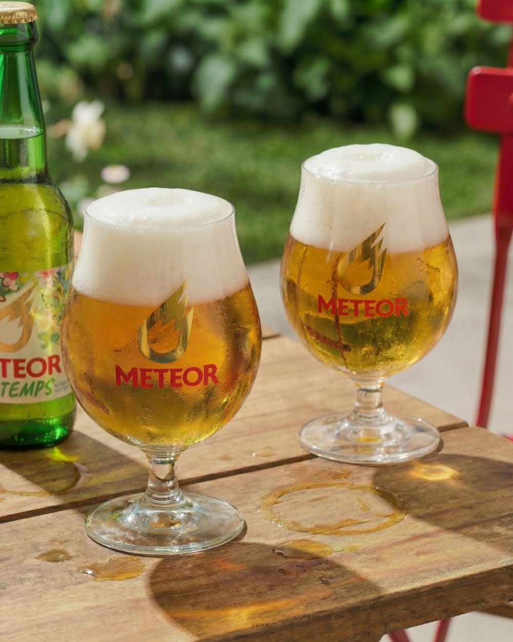 Meteor célèbre le retour du printemps avec sa bière de saison et une nouvelle identité pack post image