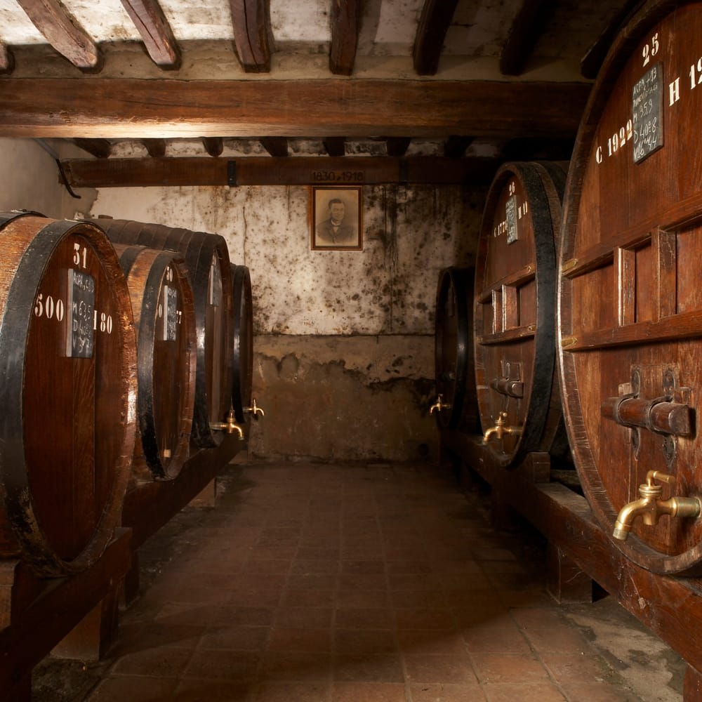 La Maison Roger Groult ouvre les portes de sa distillerie avec quatre expériences immersives pour l'été 2026 post feature image