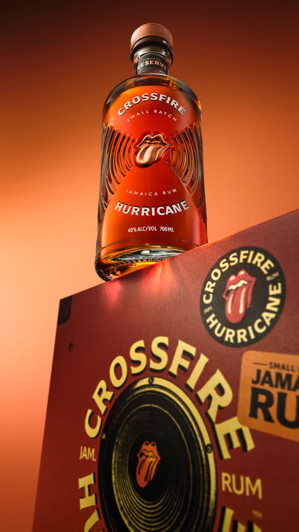 Une nouvelle référence fait aujourd'hui son entrée dans l'univers des spiritueux super-premium en France : Crossfire Hurricane Rum post feature image