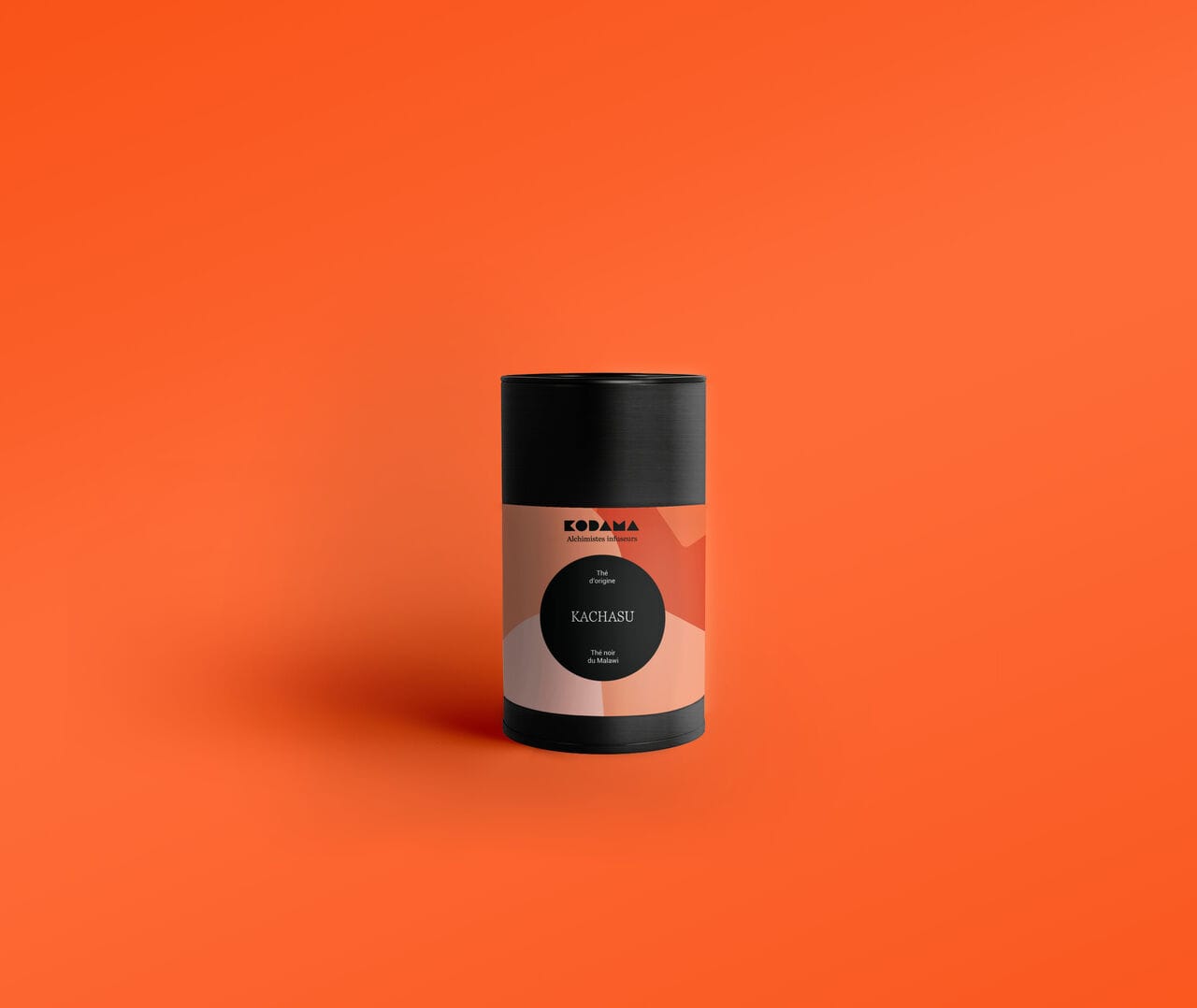 Kodama lance le Kachasu, un thé noir vieilli en fûts de whisky