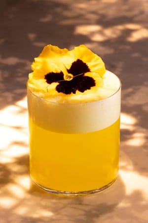 Floraison, le cocktail inspiré par la nouvelle scénographie artistique du Lobby Bar de l'Hôtel Métropole Monte-Carlo post feature image