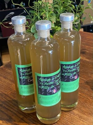Arrange de raisin à la menthe poivrée de Milly-la-Forêt : une icône aromatique du terroir local post feature image